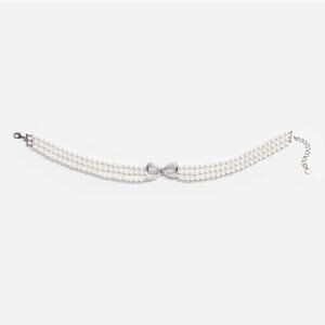 Self-Portrait Silver and White Pearl Necklace